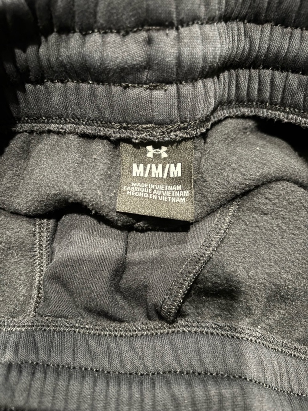 Under Armour Black Fleece Joggers with Logo - Picture 3 of 4